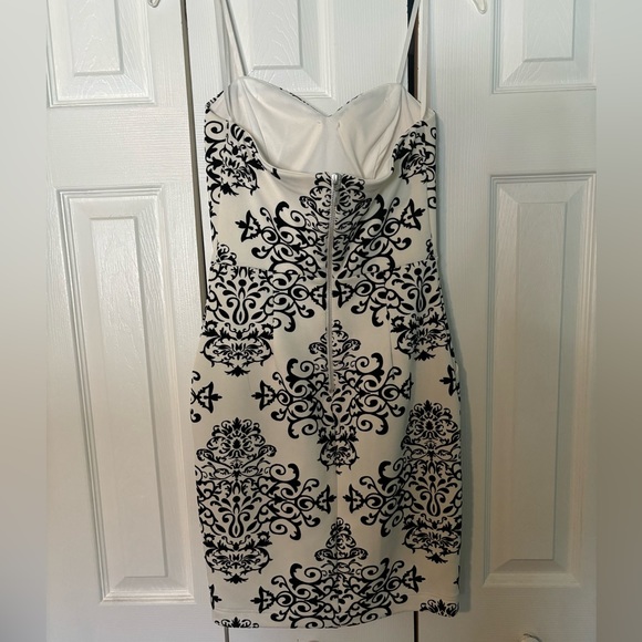 Strapless Black/ White Formal Dress - Picture 4 of 6